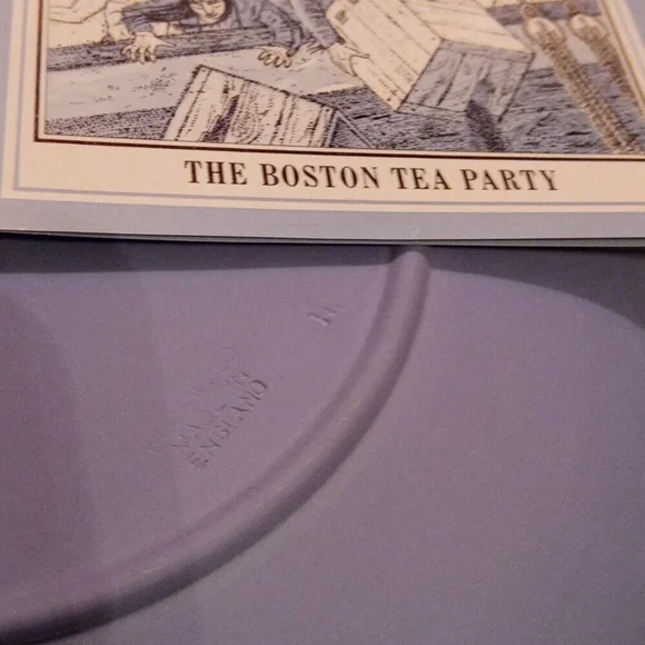 Bicentennial of American Independence Jasper Plate by WedgewoodBoston Tea Party - Picture 2 of 2